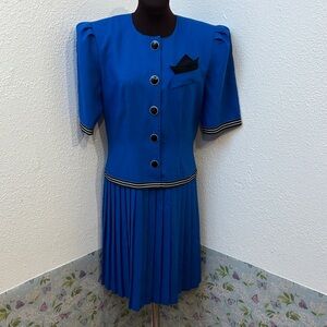 Vintage 1980’s Caron Petite Chicago blue and black midi dress. Size 8.